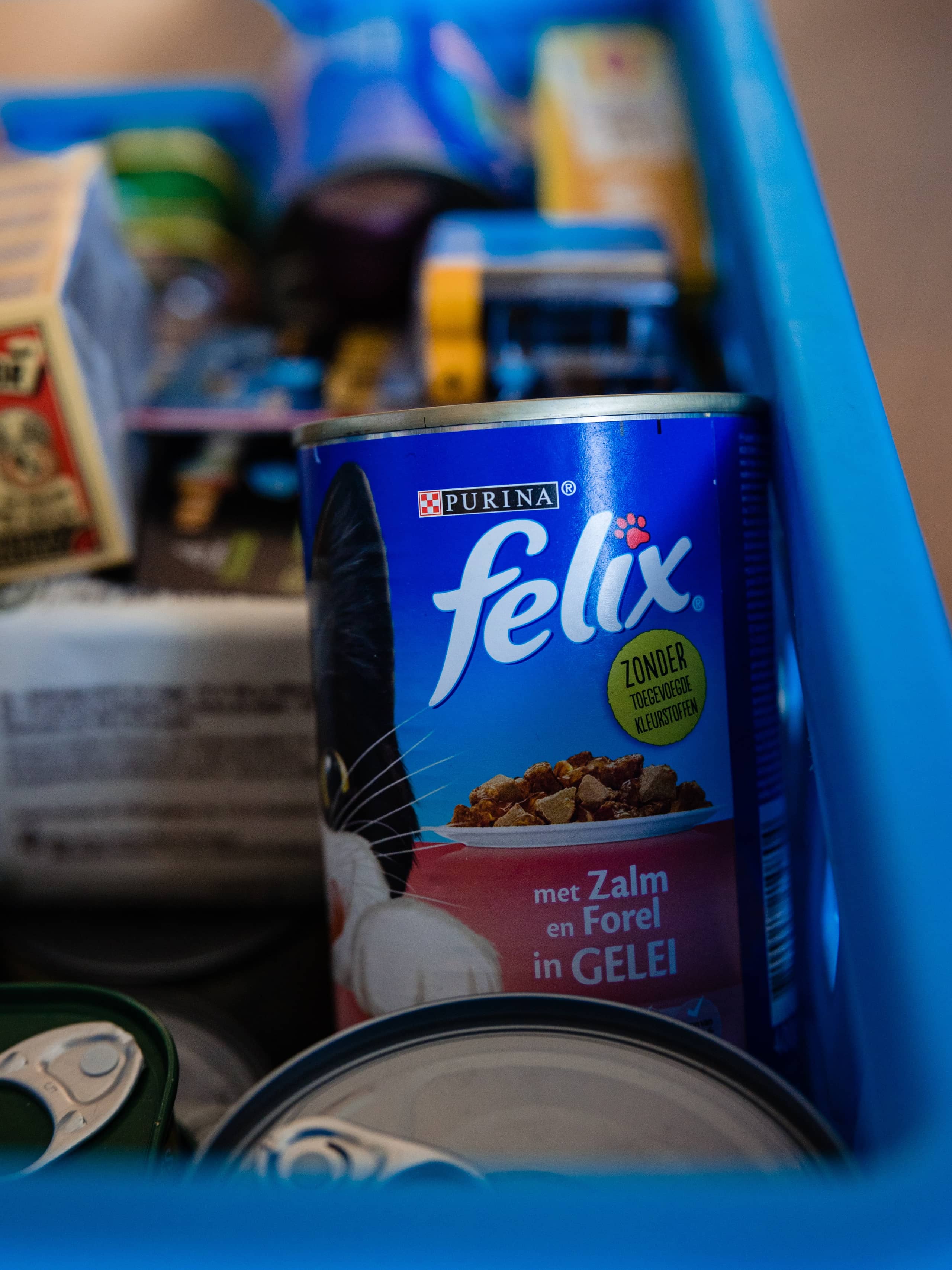 Blikje kattenvoer